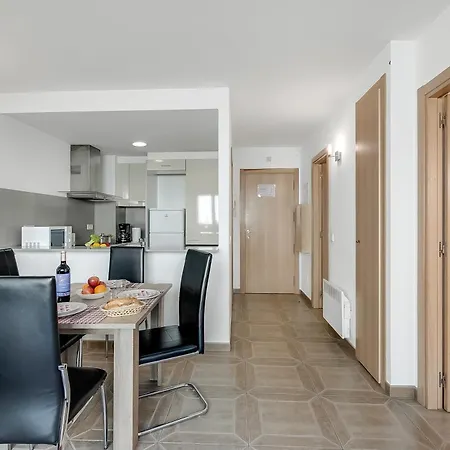 Ski Apartments El Tarter شقة *